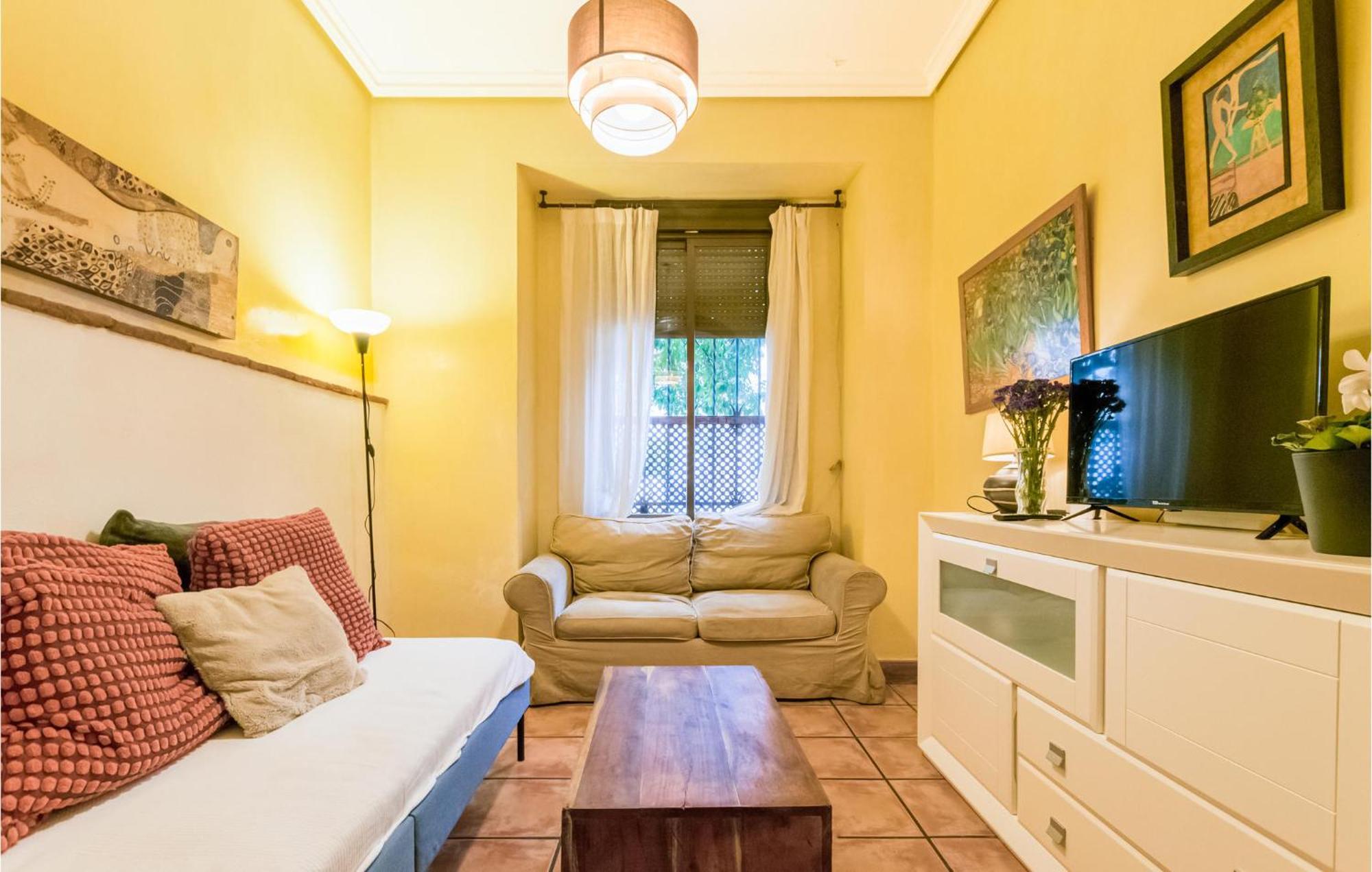 Lovely Apartment In Cordoba With Kitchen Eksteriør billede