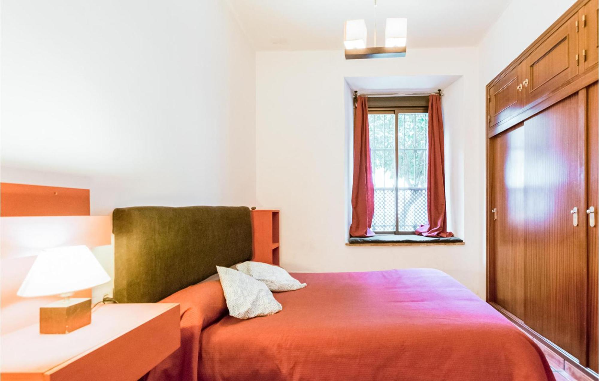 Lovely Apartment In Cordoba With Kitchen Eksteriør billede