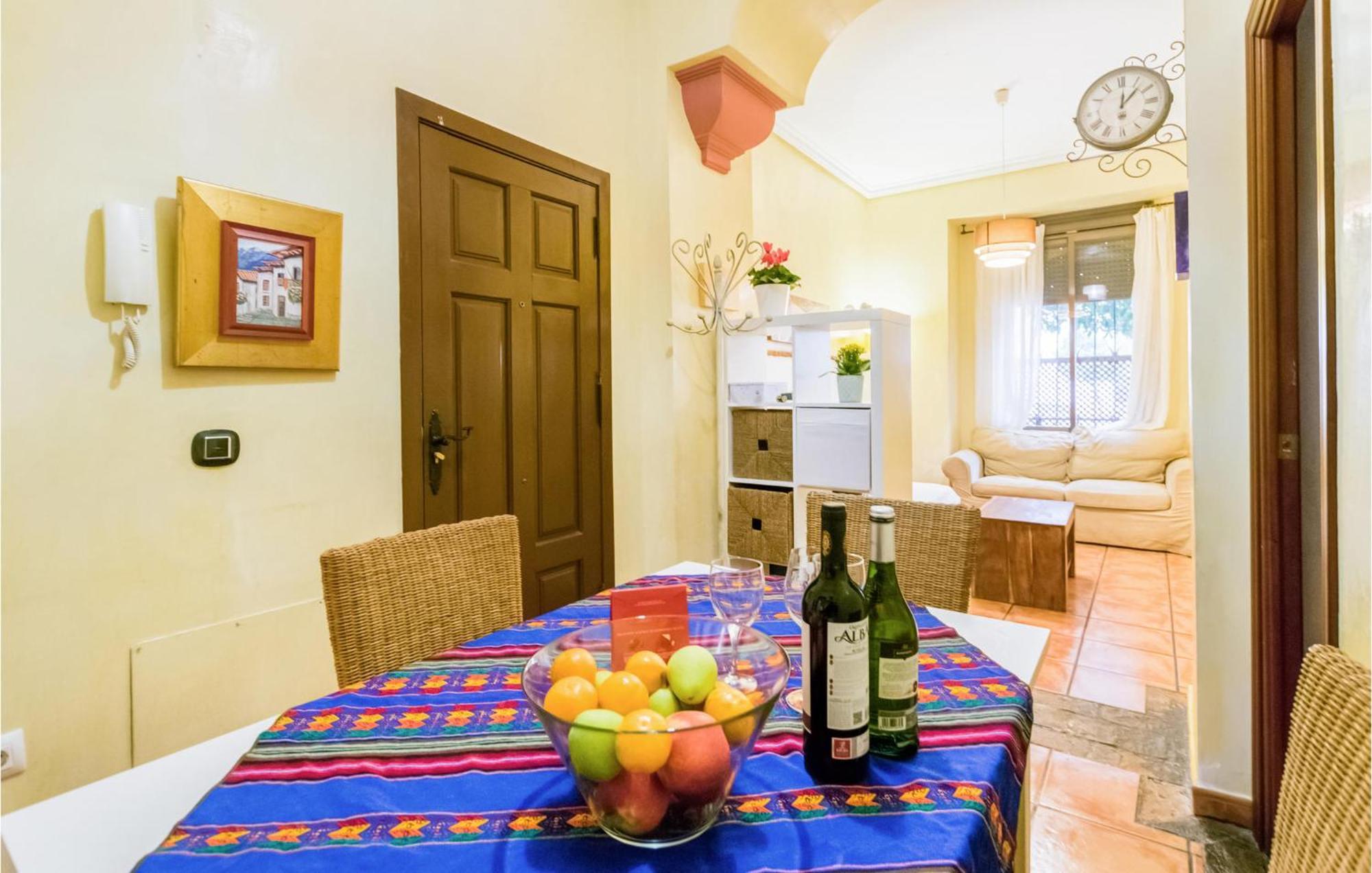 Lovely Apartment In Cordoba With Kitchen Eksteriør billede