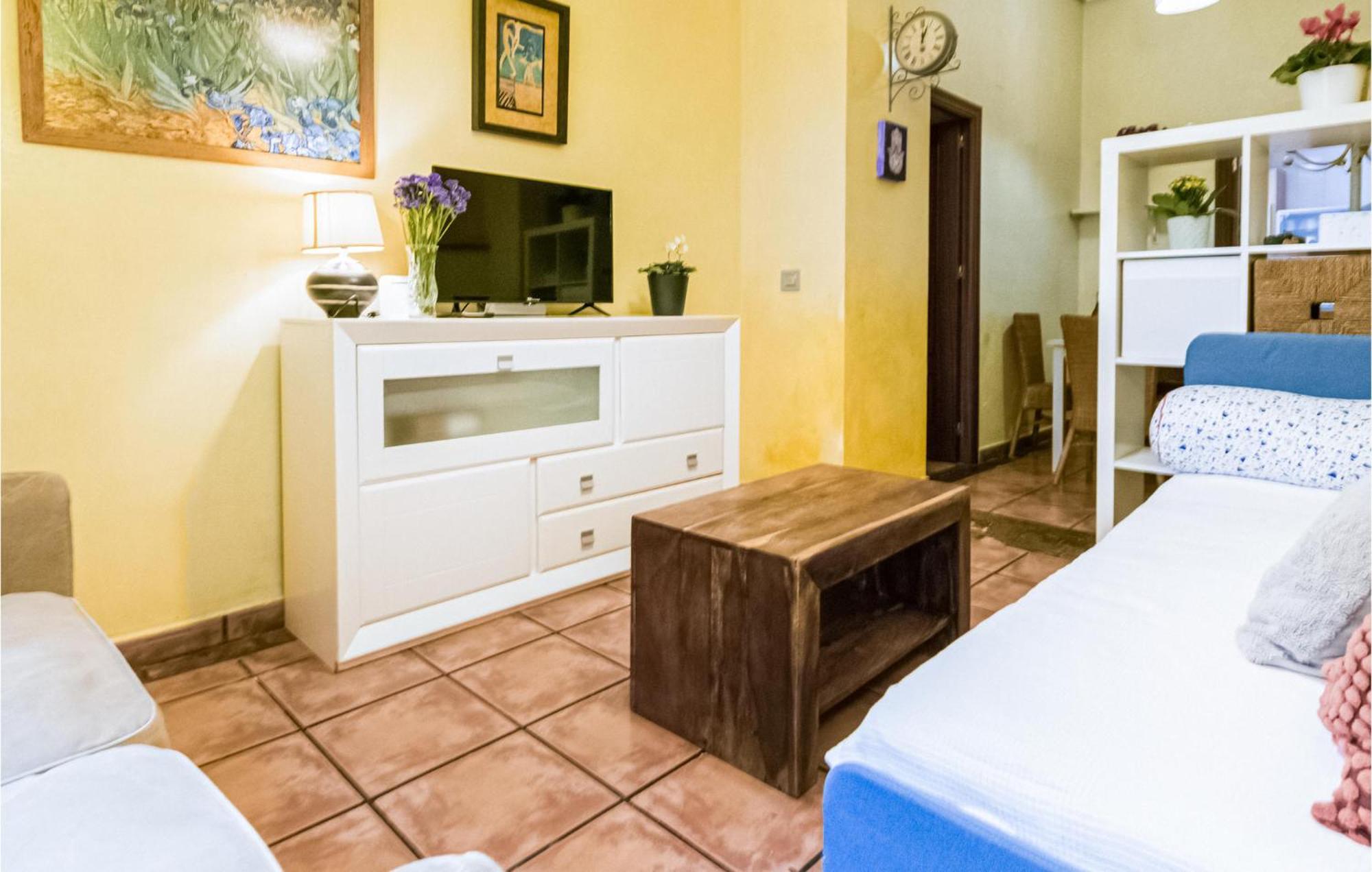Lovely Apartment In Cordoba With Kitchen Eksteriør billede